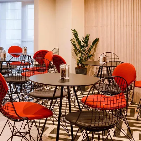 Ibis Lviv Center-2