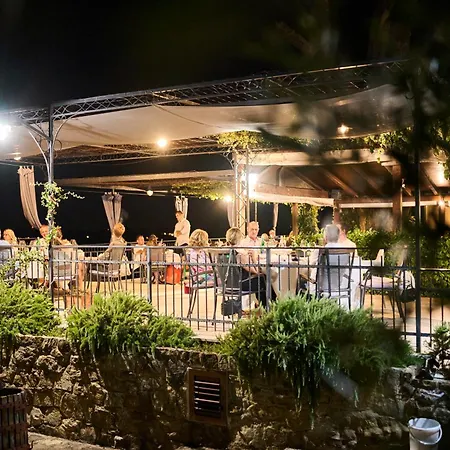 Restaurant & Villa Morgan-3