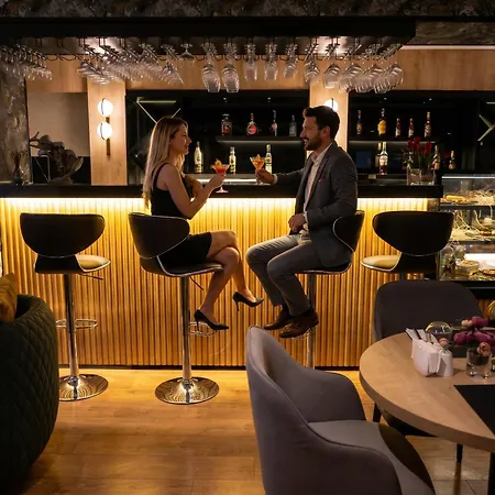Days Inn & Suites By Wyndham Istanbul-3