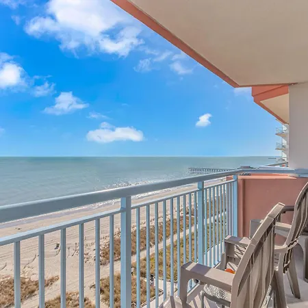 Immaculate! Beautifully Renovated Oceanfront 1 Bedroom Suite - Sleeps 4! - Roxanne Towers Unit 804-3