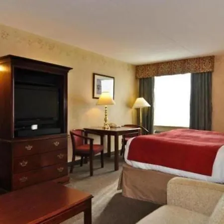 Best Western Plus Orillia Hotel-3