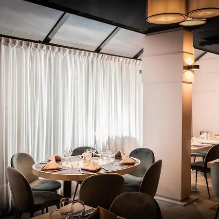 Kyriad Hotel Nevers Centre-2
