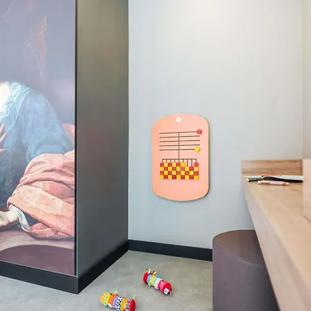 ibis Styles Le Mans Gare Sud-3