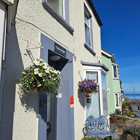 Harbourlight Guesthouse-2