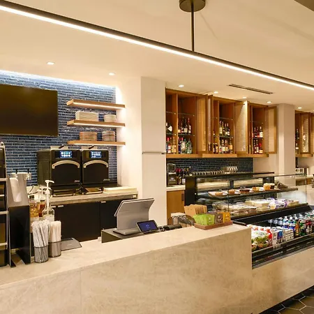Sheraton Philadelphia University City Hotel-3