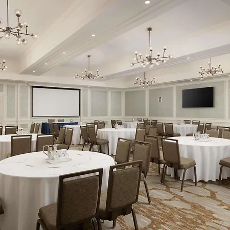 The Novotel Toronto Centre-2