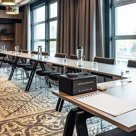 Novotel Paris 14 Porte D'Orleans-2