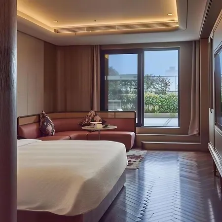 Blossom House Shanghai On The Bund-3