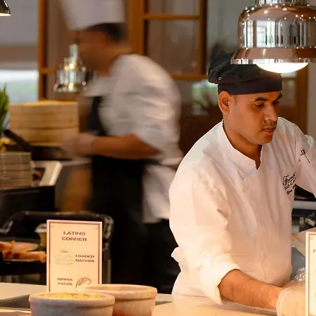 Fairmont Bab Al Bahr-2