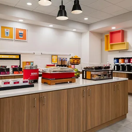 Hampton Inn & Suites Chadds Ford-2