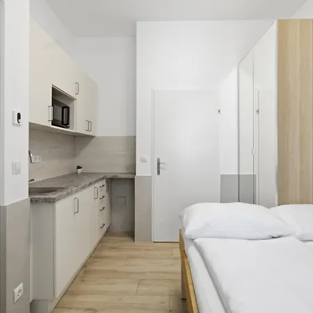 Ajo Apartments - Messe City Flat - Self-Check-In-3
