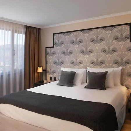 Hotel Director Vitacura-2