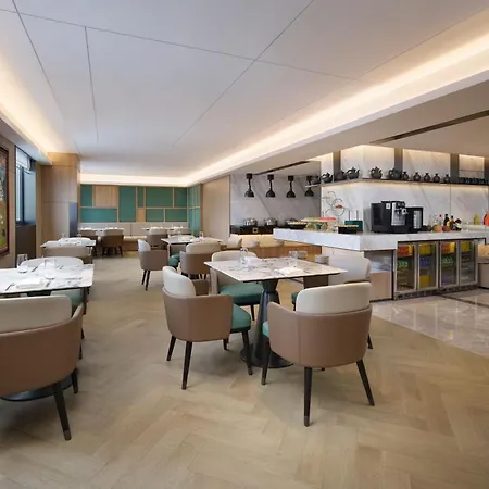 Courtyard By Marriott Shanghai Xujiahui-3
