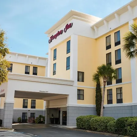 Hampton Inn Harbourgate-2