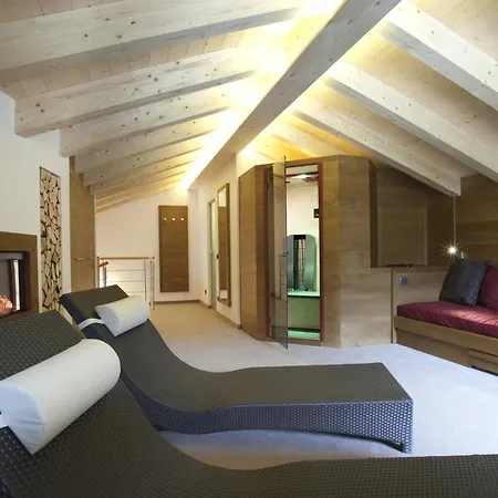 Hotel La Fradora - Dolomites Hotel-3
