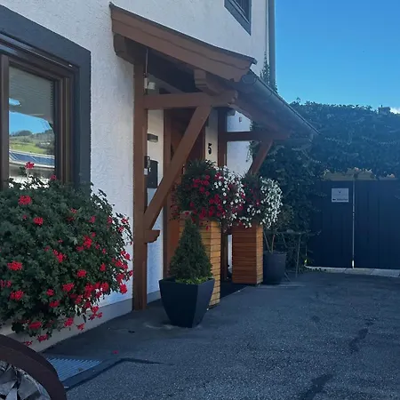 Golf & Ski Chalet-2