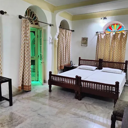 Palkiya Haveli - Heritage Hotel-3