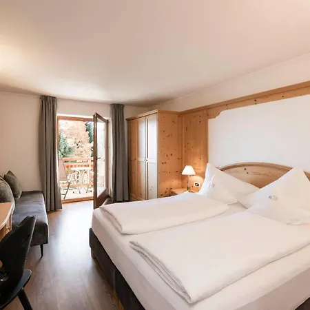 Parkhotel Holzerhof-2