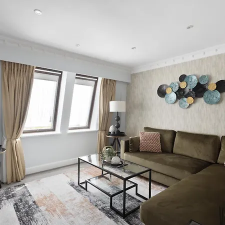 Mayfair House-3