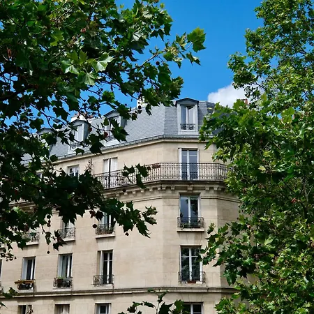 Hipotel Paris Gambetta Republique-2