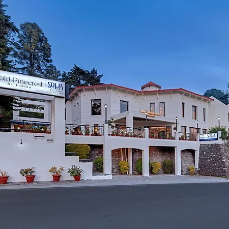 8Fold-Pinecrest By Larisa, Bhimtal-3