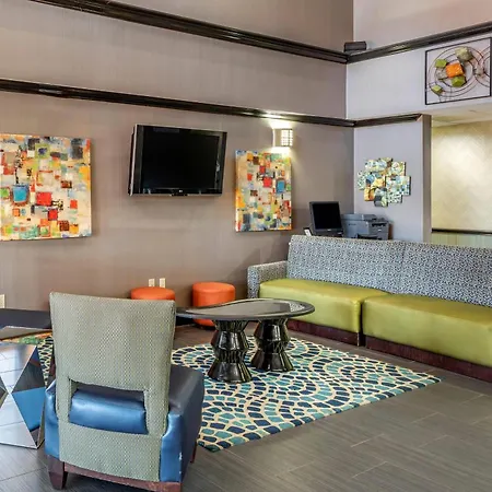 Comfort Inn & Suites Pauls Valley - City Lake-2