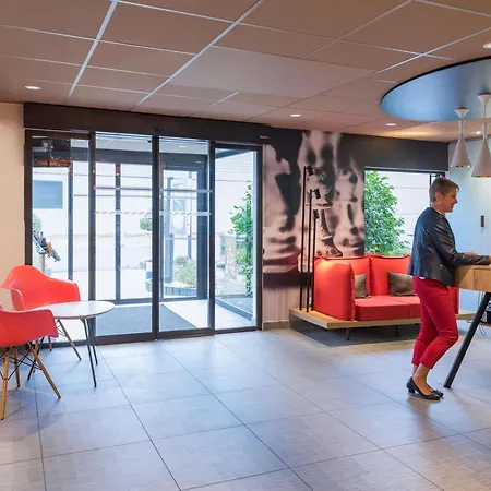 Ibis Tours Nord-3
