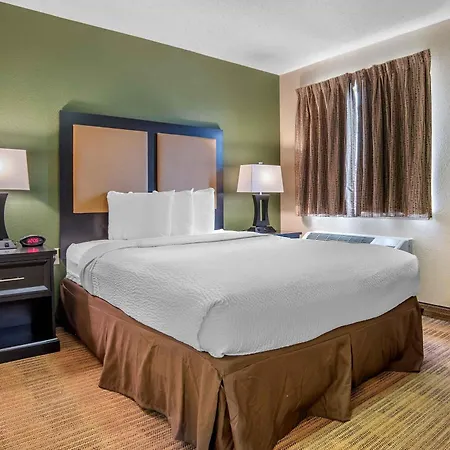 Extended Stay America Suites - Cleveland - Middleburg Heights-3
