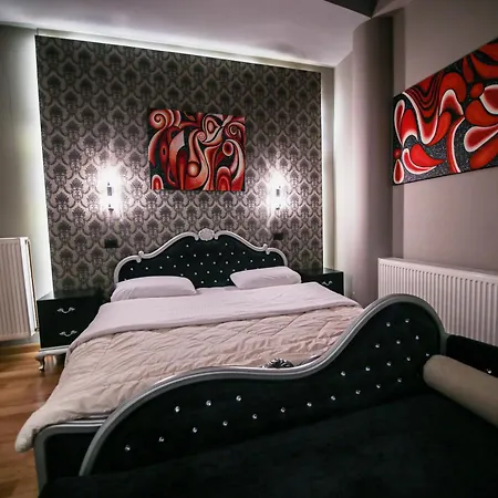 Hotel Kocibelli Pool & Spa-2