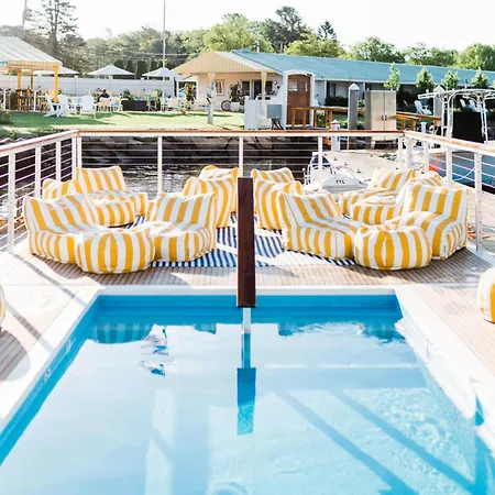Yachtsman Lodge & Marina-2