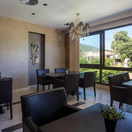 Santa Helena Hotel (Adults Only)-2