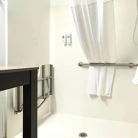 Comfort Inn & Suites Cartersville - Emerson Lake Point-2
