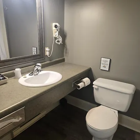 Seawinds Motel & Suites-3
