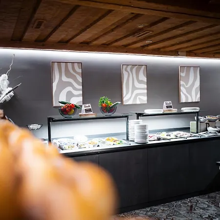 Berghotel Basur-3