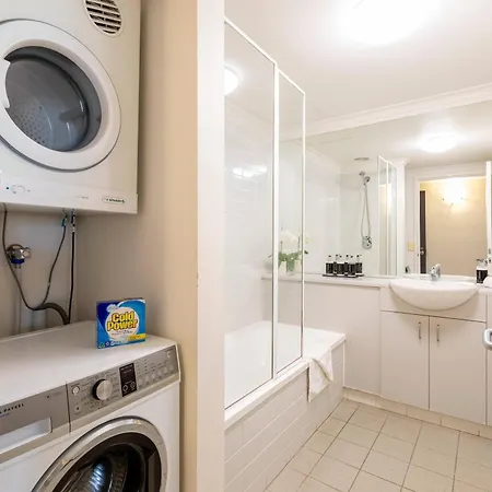 Mainstay Suites Williamstown-2