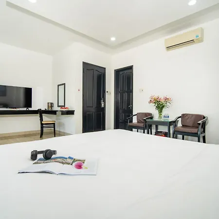La Maison Danang Beach Hotel-3