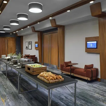 Delta Hotels By Marriott Waterloo-2