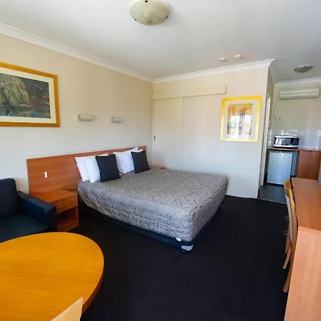Narellan Motor Inn-3
