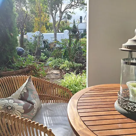 Petit Plaisir Cottage-2