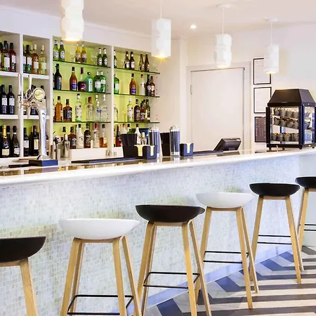 Ibis Styles London Heathrow Airport-2