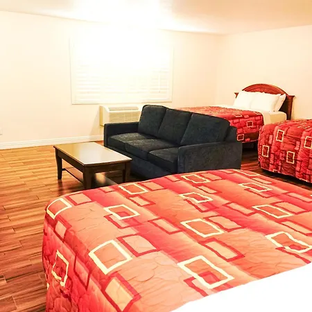 Tropic Lodge-3
