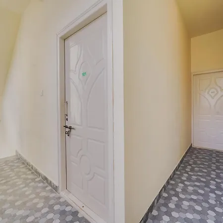 Hotel O Sgr Residency-2