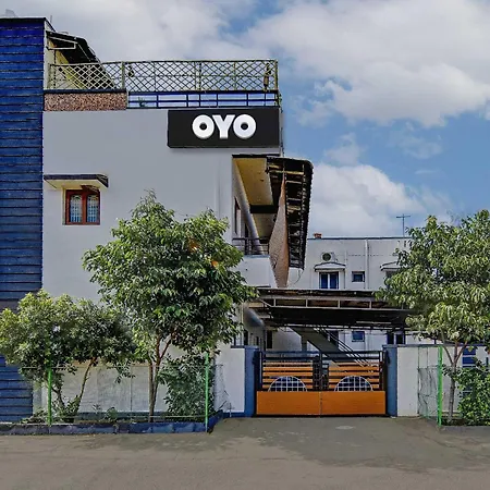 Hotel O Sms Homes-3