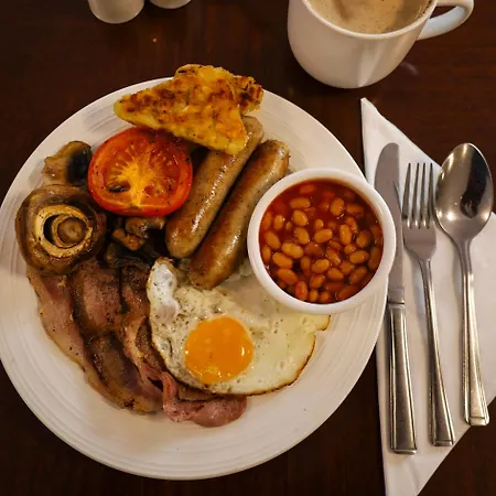 Royal Swan, Ashley Manor - B&B-3