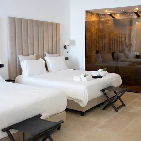 Al Capri Suite & Private Pool-2