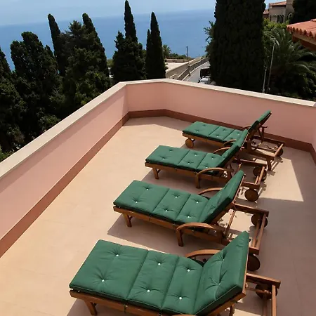 Porta Messina Rooms-2
