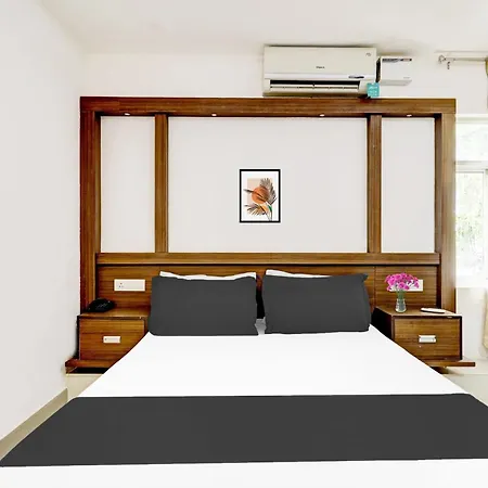 Hotel O Kazhakoottam Near Al Saj Convention Centre-3