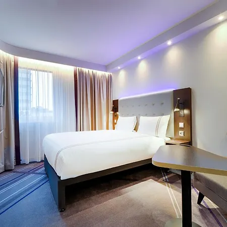 Premier Inn Berlin Kurfuerstendamm-2