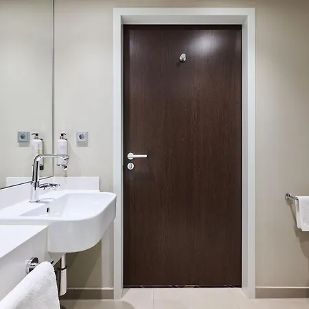 Premier Inn Muenchen City Zentrum-3