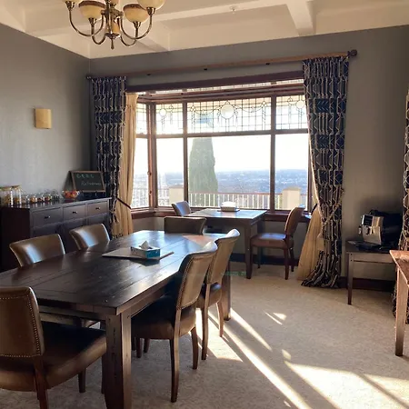 Hackthorne Gardens Luxury Accommodation-3